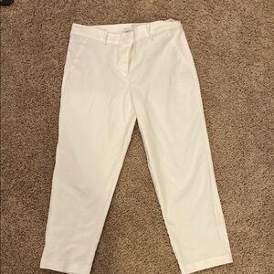 Loft crop riviera curvy size 8 pants
Side pockets